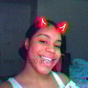 Meet your Posher, Emely